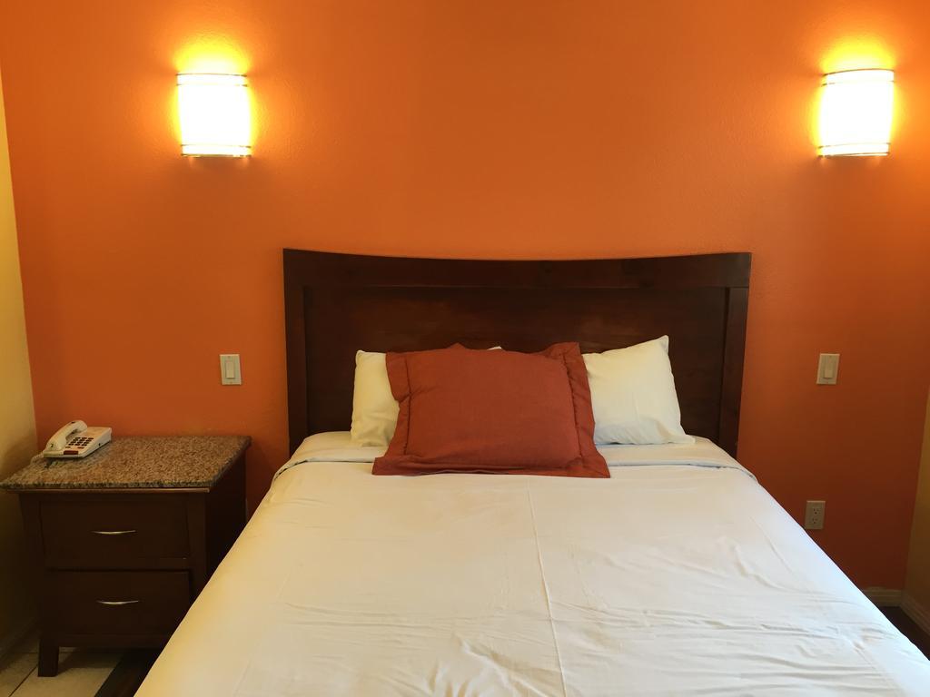 Coast Inn Oceanside Bilik gambar