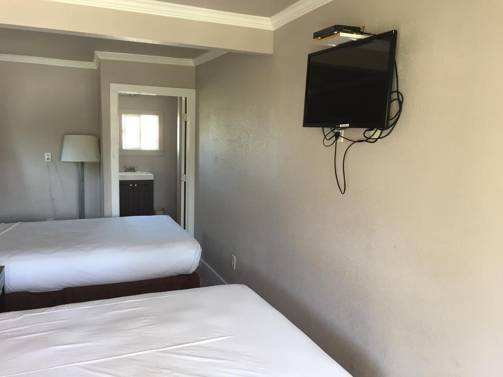 Coast Inn Oceanside Bilik gambar